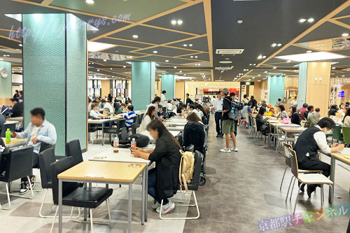 イオンモール京都sakura館のフードコート