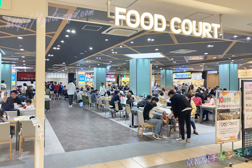 イオンモール京都のフードコート