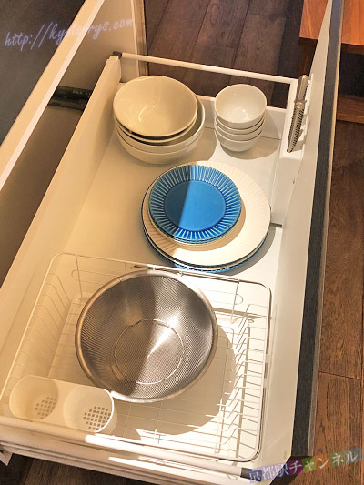 大小お皿やボウル型の食器