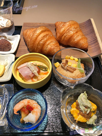 クロワッサンやおかず