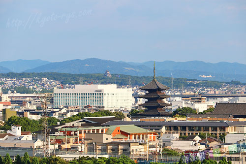 エミオン京都のテラスから見える東寺の五重塔