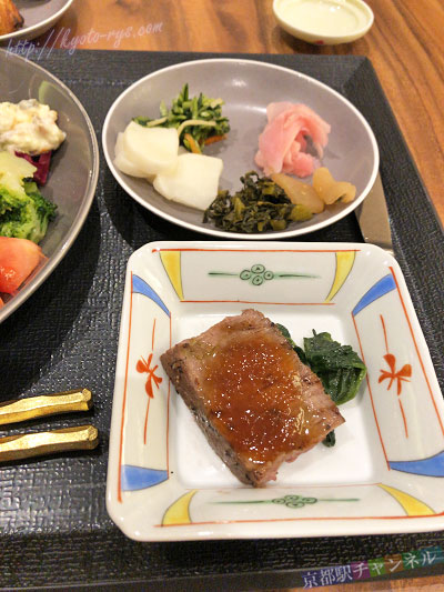 牛肉の炙り焼き、大根おろしソース