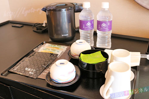 小川珈琲や福寿園のティーバッグとカップ