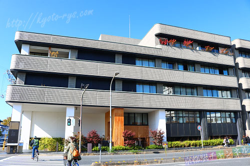 ホテルカンラ京都の外観