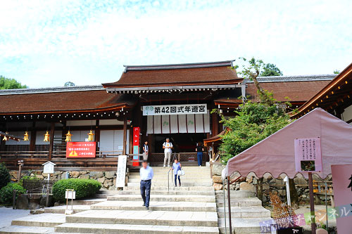 上賀茂神社の本殿への入り口